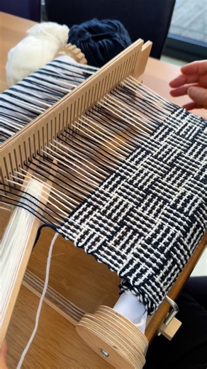 TabbyandTweed | Weaving Kits | Learn to weave on Instagram: "Weaving a log cabin design on a rigid heddle loom. You can read a blog on our website about the design and steps to this weave if you are interested. #rigidheddleloom #rigidheddleweaving #weavingloom #weavingkits"