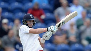 Joe Root moves top of ICC world batting ranking