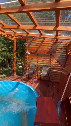 Privacidad   relajo = Los Arrayanes Lodge 🏡✨ Sumérgete en nuestras tinajas de agua caliente con hidromasaje y disfruta de la calma del sur 🌸🌊 Porque los mejores momentos se viven en paz y confort. #domos #puertomontt #surdechile #regiondeloslagos #turismochile