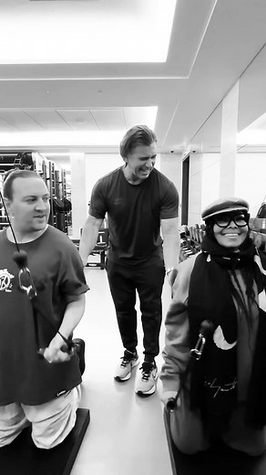 Janet Jackson Standing Ab Workout - 20 Minute Effective Routine