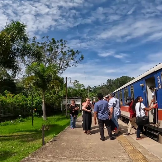 அழகான ரயில் நிலையத்தை பார்த்து இருக்க மாட்டோம் | Village Database