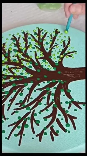 Creating a spring tree with dot art / Process video #shorts