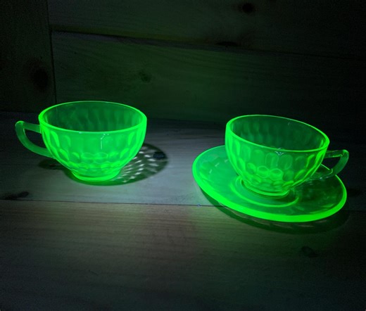 1930s Vintage Uranium Depression Thumbprint Tea Cups and Saucer From Federal Glass Beautiful Glow! - Etsy