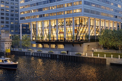 News | Sold out of distress last year, 40-story office tower along Chicago River ready for makeover