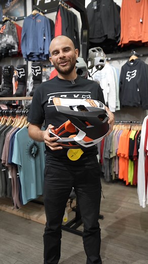 13K views · 377 reactions | ¿Ya lo conoces? El Fox Proframe con tecnología MIPS es nuestro casco integral más ligero y transpirable. Diseñado para rendir al máximo en entornos extremos de enduro y all mountain. Disponible en tiendas @nmnuevomundo y distribuidores autorizados en todo el país. #foxracingcostarica #foxracing #foxmtb. | Fox Racing Costa Rica | Facebook