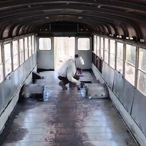 1M views · 7.5K reactions | This couple converted a school bus into an epic home on wheels and documented the entire process  | UNILAD | Facebook