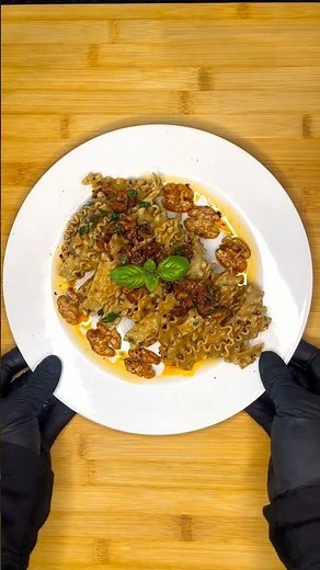 Walnuss Pasta 🍝 🇺🇸🇩🇪Recipe in the comments #cooking #food #recipe #noodles #pasta #fy #rezept