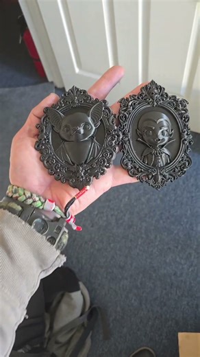 Bat 🦇 or Vampire 🧛 Victorian Goth Wall Décor? Which Is Better? #GothDecor #3dprinting #3dprinted