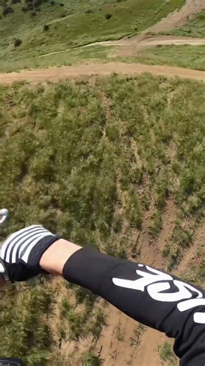 Booter jump POV in the SoCal hills #motocross #dirtbiketricks