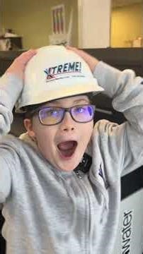 Hudson catches up with machine operator, Monty to figure out how these printers work. #viral #傾向