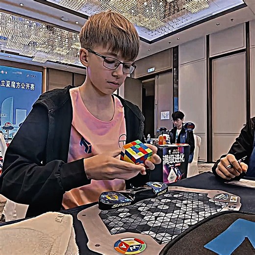 Timofei Tarasenko 19.61 seconds New 4x4 NR Average 2026 #rubikscube #viral #shorts