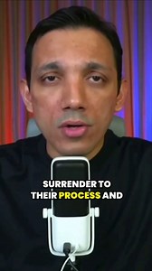 A true mentor is an implementer 🙌 In life, we encounter various mentors, each offering unique guidance but amidst this diversity, there's a crucial trait to seek: the implementer. It's easy to get caught up in overthinking, attempting to navigate every challenge alone🚶 However, true progress lies in surrendering to the process, embracing the system your mentor provides 🤝 ✨ When selecting a mentor, prioritize someone who not only imparts wisdom but also actively implements it. Their system, a 