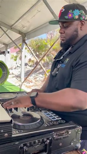 DJ Silvardo Spring Break Mix