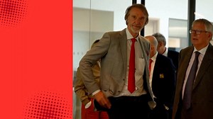 Alex Ferguson enjoys tour of Man United state-of-the-art training base