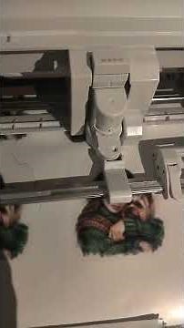 How to Make Glossy Vinyl Stickers: Silhouette Go Design, Print & Cut Tutorial vlog