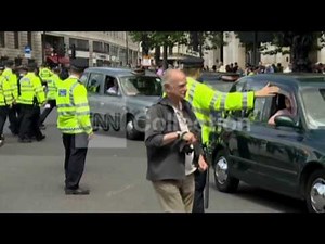 UK:LONDON TAXI UBER STRIKE BACKFIRES (GOOD STORY)