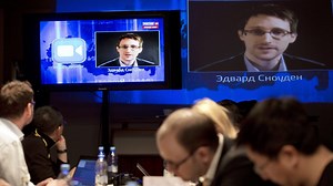 Snowden calls in question for Putin on live TV | USA NOW