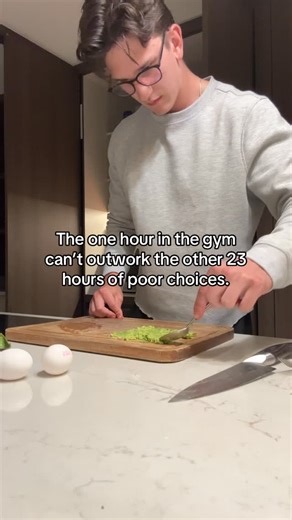 Alexis Ladouceur | Online Fitness Coach on Instagram: "Follow @alexis__ladouceur for more content!!"