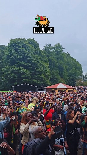145K views · 4.6K reactions |  Roots legend in action!  Don Carlos blessing Reggae Lake Festival in Amsterdam with his timeless classic “Passing Glance”  Pure vibes, pure energy, pure reggae magic. ❤️ #DonCarlos #ReggaeLake #RootsReggae #PassingGlance | Reggae-agenda | Facebook