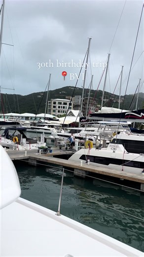 Aquí el tour del charter que alquilamos para mi viaje de los 30 🌊☀️🥳 Preguntas bienvenidas, lo volvería a planificar mil veces. #bvi #charter #birthdaytrip #vacation #fyp