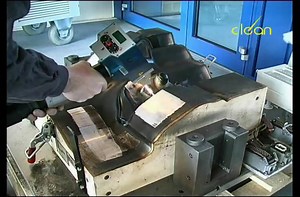 Power cleaning with a 1,000 watt laser.