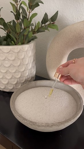 11K views · 36 reactions | Want to use your own fragrance oils? We offer lots of scented options but if you opt for the unscented candle, it’s easy to create your own! Put a few drops around the base of the wick and even switch up your scents by replacing the old wick with a new one! Endless possibilities! ✨ #fotoncandle #pearledcandle #diycandles #candles #interiordesign #interiordesigner #nontoxiccandles #essentialoils | Foton Pearled Candle | Facebook