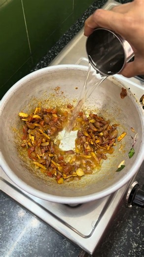 சுலபமான கருவாடு தொக்கு🎣🤤/Dry fish curry in tamil #karuvadu #food #cooking