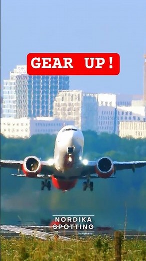 Corendon Take-Off: Wheels Retracting Tight Close-Up!