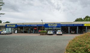 Mr Tyre Redditch: Tyres | MOT Testing | Car Servicing | Exhausts