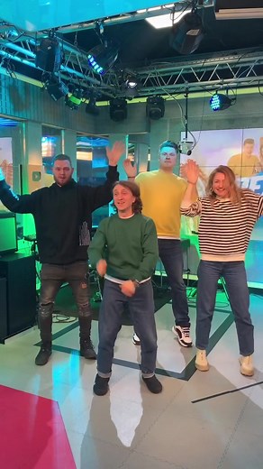 Кто больше всех похож на банан?🍌 #ДенисДорохов #Авторадио #ЛизаКалинина @Денис Дорохов @Курочкин Денис