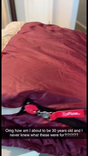 Figured out how to roll a sleepingbag…only took me 30 years! 🤦🏼‍♀️ #sleepingbag #sleepingbags #coleman @ColemanPowersports #camping #camp #tent #tentcamping #camplifestyle #sleep #sleeping #bag #lifehack #lifehacks #fail #learning #dumbblondemoments