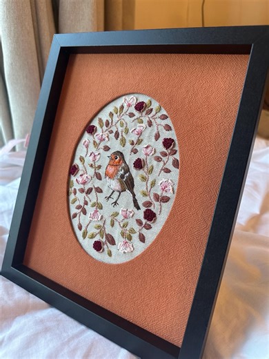 Framed Robin Hand Embroidery, Needlework Black Frame Oval Fabric Mount Farmhouse Decor Gallery Wall Decor Wall Art - Etsy