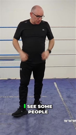 26K views · 388 reactions | Be careful with this dodgy pivot advice! #boxingstance #boxingfootwork #boxingtips #boxingfitness #learnhowtobox #boxingcoach #learnboxing #boxingskills #boxingdrills #beginnerboxing #beginnerboxer #howtobox #boxing #powerpunch #powerpunching #myboxingcoach #boxingtraining | MyBoxingCoach | Facebook