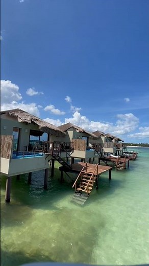 Palafitos, overwater bungalows 😍 Room tour
