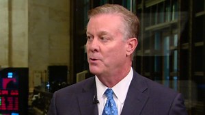 Report: Companies run by billionaires are better for investors