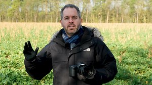 Camera Lens Hoods – Explained Camera lens hoods in photography might seem a simple thing, but they can be very confusing for the beginner photographer. So here, I’m going to answer all these questions to make sure you get the best results in your photography and are using the correct one for your lens. For the full video go to: www.theschoolofphotography.com/tutorials/camera-lens-hoods | The School of Photography | Facebook