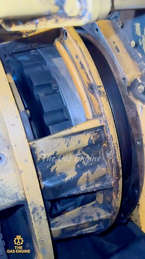 Precision meets power ⚙️ — performing alternator-to-engine alignment after coupling replacement to ensure perfect balance, smooth rotation, and vibration-free operation. Because true performance begins with perfect alignment. 💪🔧 #fblifestyle #caterpillar #thegasengine #G3512H #Coupling #work #dedication #engine | The Gas Engine