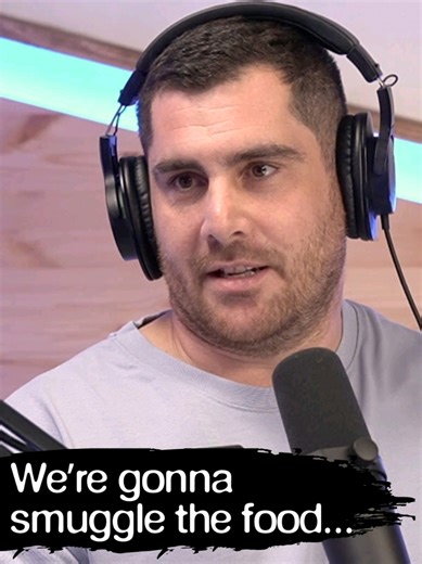 WE'RE GONNA SMUGGLE THE FOOD | Rafel Sammut Nistaqsi lil Rafel dwar id-darba li kellu jżellaq 8 bagalji ikel għal Londra. Ħajr lil Brown's, ESS, Melita, Maypole, Alberta, Garmin, Welbees, Pata Artisanal, ECabs u BusinessLabs