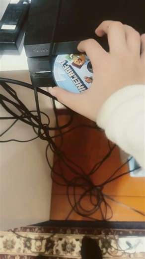 That’s why my ps4 is trash credit by @GlebPOV #meme