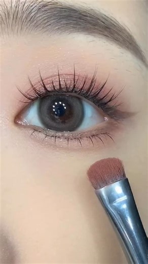 beautiful girl on Instagram: "Soft Natural Eye Makeup Tutorial 💫 Easy Everyday Look for Beginners #eyemakeup #naturalmakeup #softmakeup #makeuptutorial #asianmakeup #beautyroutine #makeuplook #everydaymakeup #beautytips #makeupinspo"