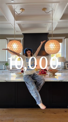 Taylor Auz on Instagram: "What is happening?!? I can’t believe there are 10 thousand of you here with me, ya girl is actually speechless! Fitting for this to very unexpectedly hit on thanksgiving weekend, add it to the huge list of things to be grateful for. I’m so happy you’re here and I promise to keep dancin, cookin, stylin, paintin, milfin, and keeping it real asf. Much love to you and yours!"