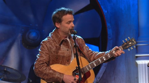 166K views · 3K reactions | Peter Bič Project a ich Perly, ktoré vám rozprúdia krv v žilách :) | Neskoro Večer: Talkshow Petra Marcina | Facebook