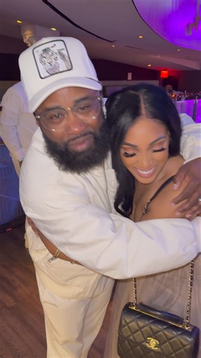 My cousin is a super model. Her name is Amber Chaney & she’s an actress! Love you cousin