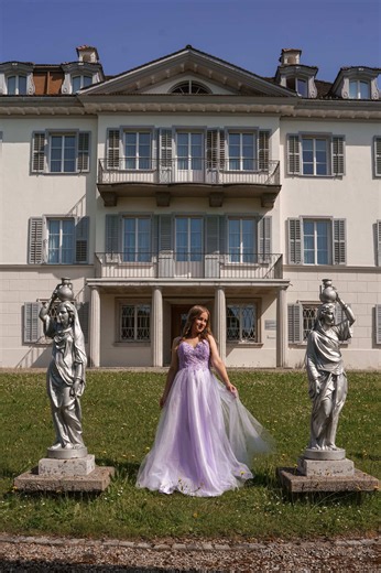 [ad] Bereit für den perfekten Auftritt? ✨ Mit meinem Code JJWPRIS10 spart ihr 10% auf eure Bestellung bei @jjshouseofficial 🤍 Dieses Kleid von JJ’s House ist einfach ein absoluter Traum – elegant, funkelnd und perfekt für alle besonderen Momente, bei denen man sich einfach besonders fühlen möchte. Die Details, der Schnitt und der Glamour-Faktor machen es zum perfekten Look für Abschlussball, Gala oder jeden RSVP-Moment, der nach einem echten Wow-Outfit verlangt. Welcher Anlass wäre euer perfekt