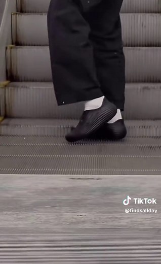 These the best things l've ever put on my feet fr 🛍️ Follow For More #fy #viral #nike #reactrejuven8 #shoes #trending #4u