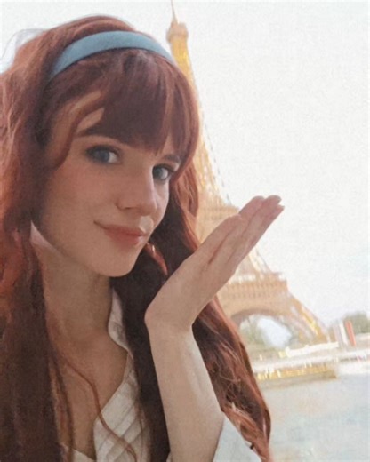 Shae_ on Instagram: "What would you ask me to paint for you? 🎨 The artist is back due to kind words and high demand~ I loved to create this Clea inspired look so I'm glad you like it too 🤍 I added some cute selfies from a summer convention, and a mini video featuring a pretty guest 🥐"