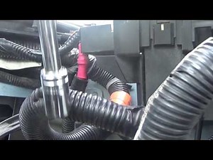 Changing the battery on 07 Chevy Uplander part#1