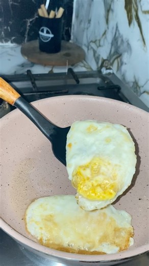 Quick & Tasty Breakfast Idea #breakfastrecipe