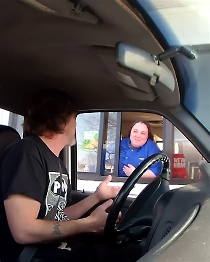 Still singing horribly! 🎤🤣 She loves my voice! 😂 | Super Stupid Poop