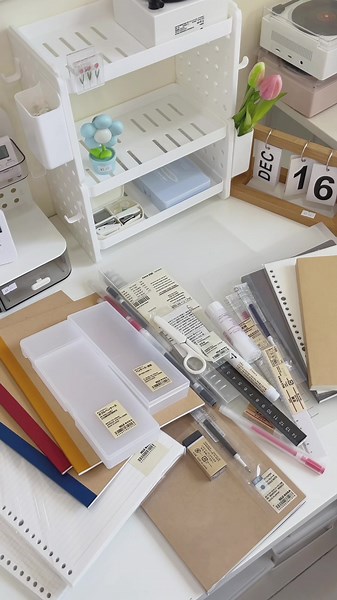 It’s muji haul time!🫶🏼stop by and find your perfect item 🤎